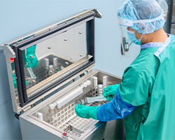 VERIFY DualAction Ultrasonic Indicator in use