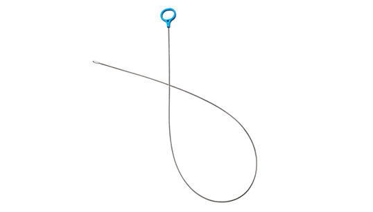 Dilator cleaning brush