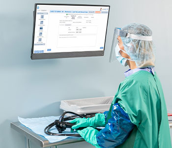 SPD Technician using SPM Endo Software