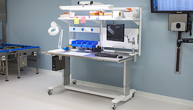 AMSCO Prep and Pack Table