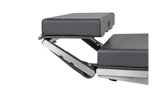 Patient positioning headrest for tracheal intubation
