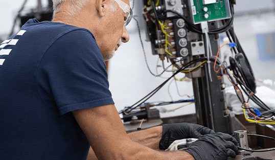 STERIS Revive Max utilizes certified technicians from our dedicated Certified Pre-Owned refurbishment facility